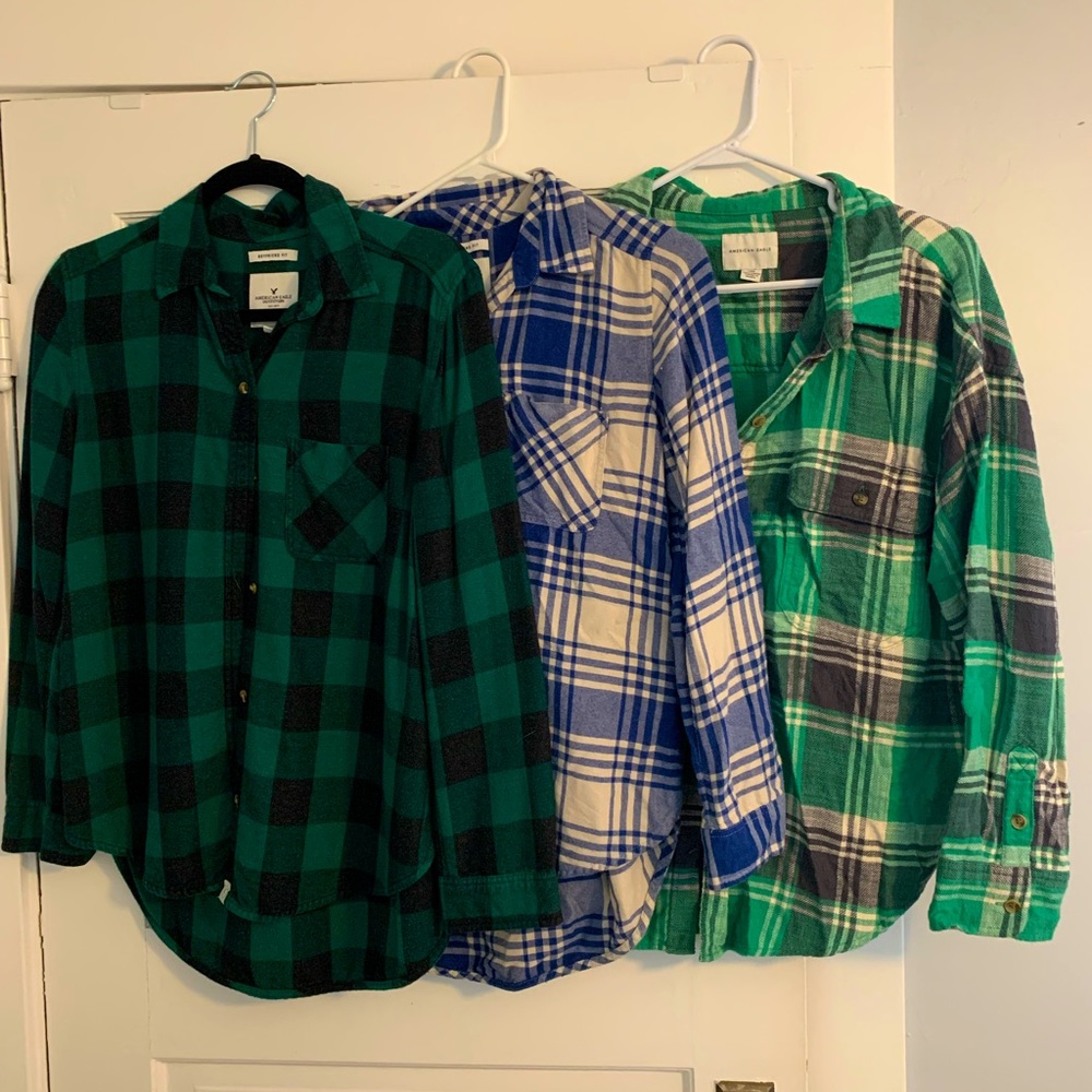 3 American Eagle Boyfriend Buttondowns